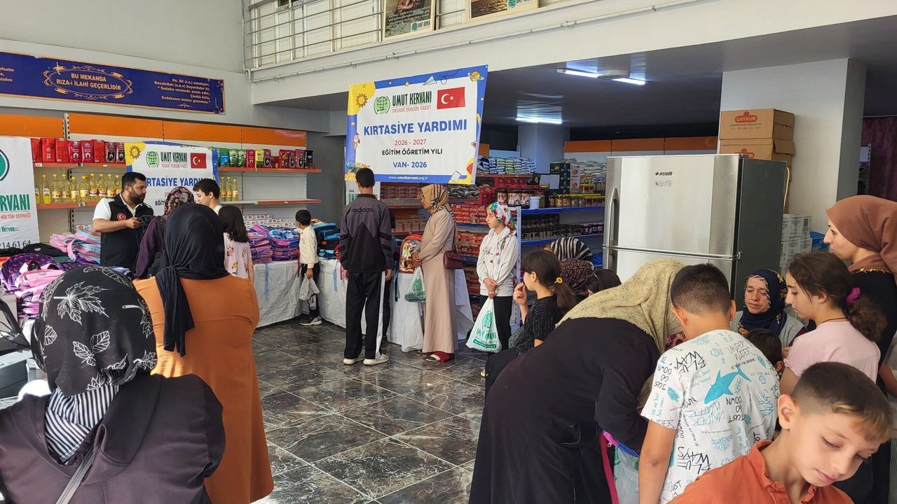 Adıyaman’da 5 Bin Öğrenciye Kırtasiye Desteği