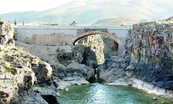 Şeytan Köprüsü ismini nereden almıştır?