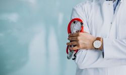 Bunu yapan bir doktor, 28 kilo uyuşturucuyla yakalandı
