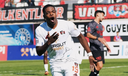 Ivan Cedric gidecek mi? Kalacak mı? Vanspor Duyurdu!