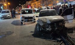 Van’da Alkollü Sürücü Dehşeti: 3 Araç Kazaya Karıştı