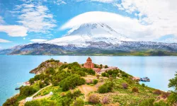 Van’da Turizm Sezonu Başladı