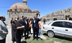 Eski Van Şehrinde Tarihi Surların Restorasyonu Sürüyor