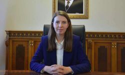 Gürpınar’ın Yeni Kaymakamı Fatma Turhan Keser Oldu