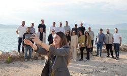 Özalp Esnafıyla Buluşan İrem Bayram: “Sınır Ticareti Güçlenirse Van Kazanır”