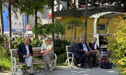 Van’da Bahar Hareketliliği: Feqiyê Teyran Parkı Yaşlı Vatandaşların Buluşma Noktası Oldu