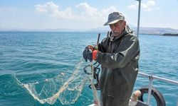 Van'da Balıkçılar Vira Bismillah Demek İçin Gün Sayıyor