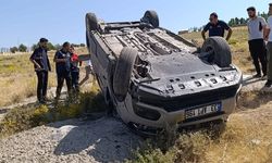 Van Erciş’te Kamyonet takla attı: 4 yaralı