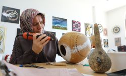 Van'da Kadınlar Su Kabağını Sanat Eserine Dönüştürüyor
