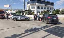 Van'da trafik kazası: İran Plakalı araç kaza yaptı, 2 yaralı