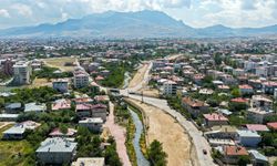 Van’ın trafiğini rahatlatacak cadde çalışması başladı