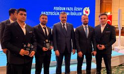 Vanlı Gazeteciye Başarı Ödülü! Ödülünü Bakan Yardımcısı Mustafa Çiftçi Verdi