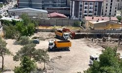 İpekyolu Belediyesi, Orduevi İnşaatını Mühürledi!