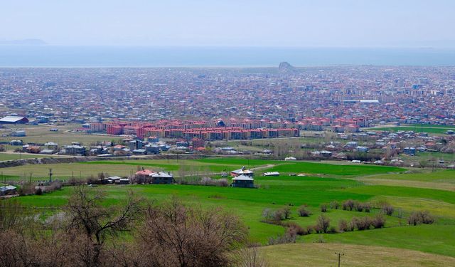 Van YİKOB’dan dev satış: 15 arsa için milyarlık ihale!