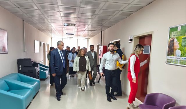 Van'da Sağlıklı Hayat Merkezi Berber ve Kuaförlere Tanıtıldı