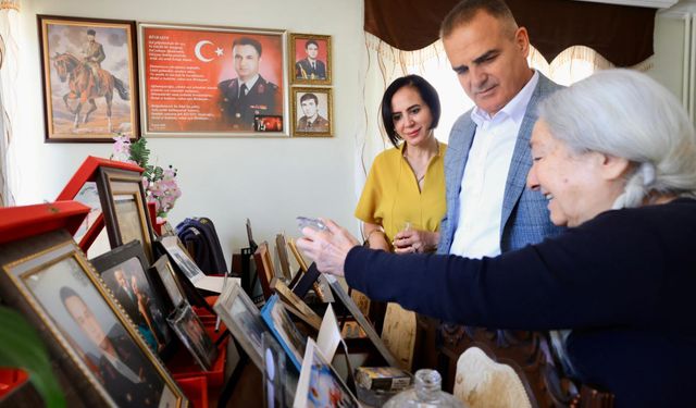 Van’da Şehit Düşmüştü! Muğlalı Şehidin Ailesine Bayram Ziyareti