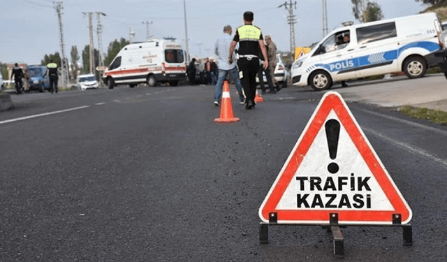 Hakkari'de üç ayrı trafik kazası: 1 ölü, 7 yaralı
