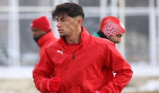 Vanspor, Özkan Yiğiter'i Yeniden Kadrosuna Kattı