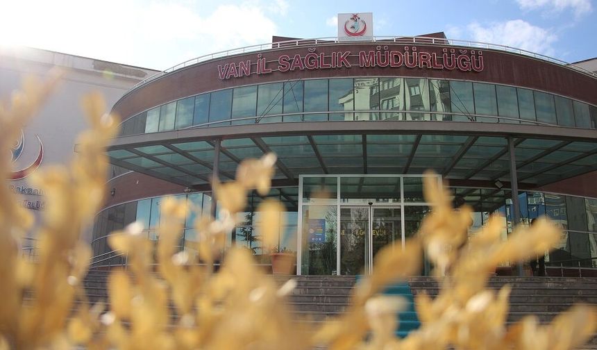 Van’da Sağlıkta Reel kuyruktan Online kuyruğa