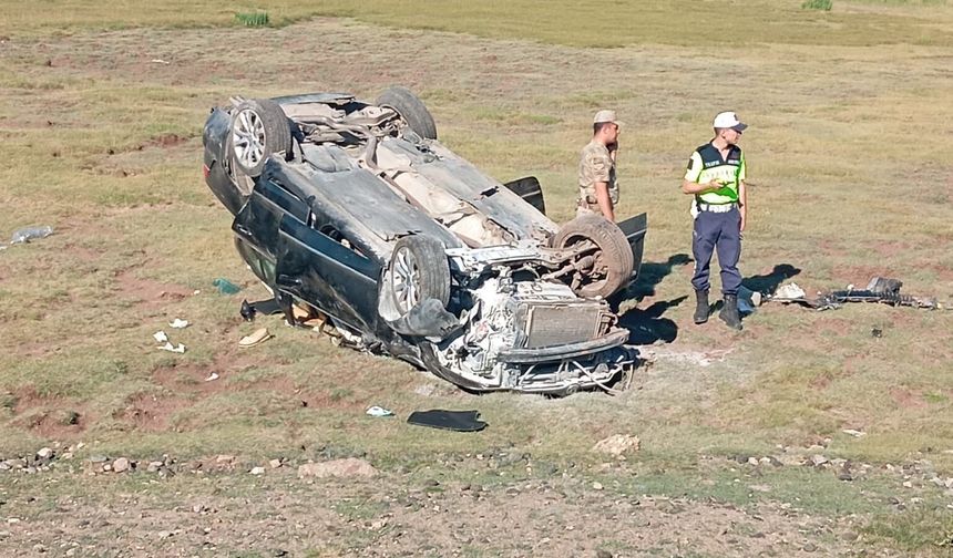 Van’da belediye başkanının kullandığı araç takla attı: 4 yaralı
