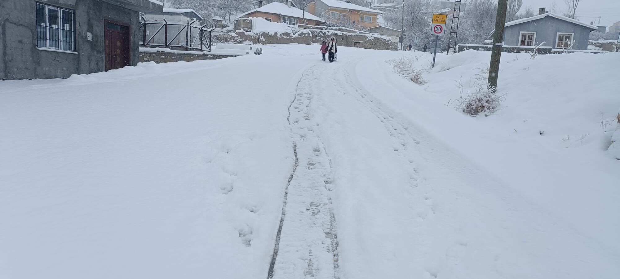 Van’da Kar Yağışı Ve Buzlanma Uyarısı (1)