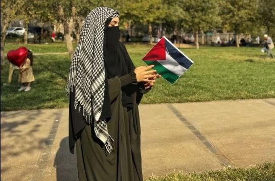Sena Düzgün (2)