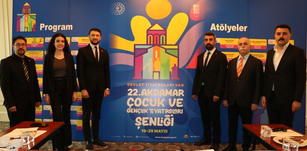 Van Akdamar Çocuk Ve Gençlik Tiyatroları Şenliği Başlıyor (1)