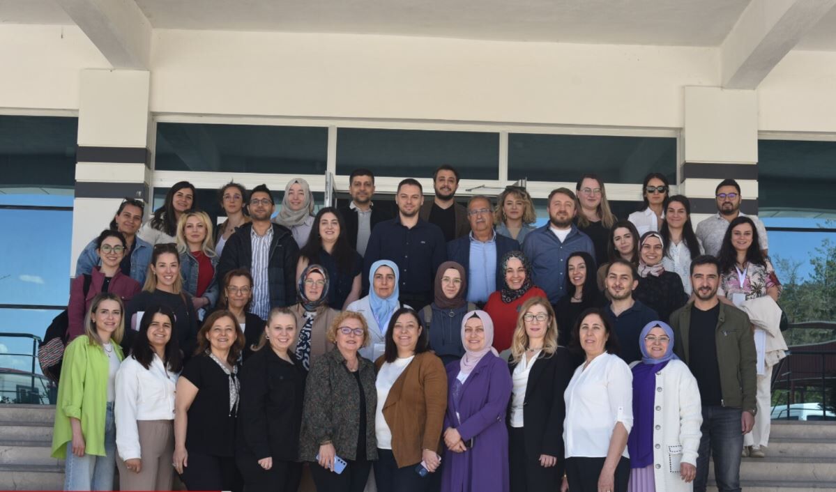 Van’da Anne Ve Bebek Ölümlerini Azaltmaya Yönelik Eğitim (1)