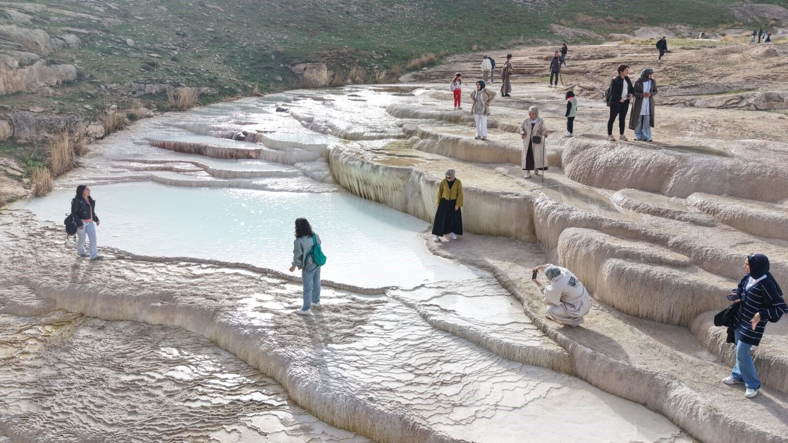 “Van’ın Pamukkale’si”! Turizmin Yeni Rotası Oldu (1)
