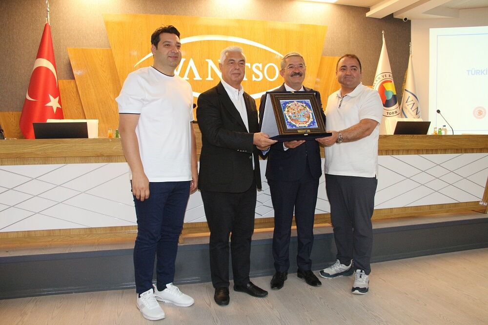 Türkiye’nin Kahramanları Van’da Buluştu (6)