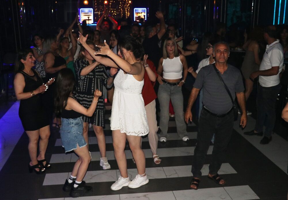 A W495091 05