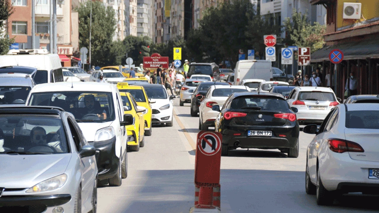 Eskisehirde Trafige Kayitli Arac Sayisi 355 Bine Ulasti