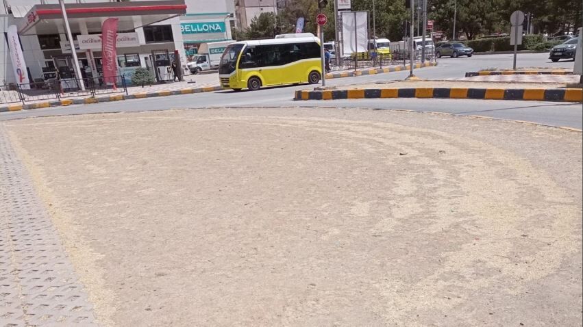 Karayolları Van’da Yeşillendirmek Yerine Betonlaştırdı (2)