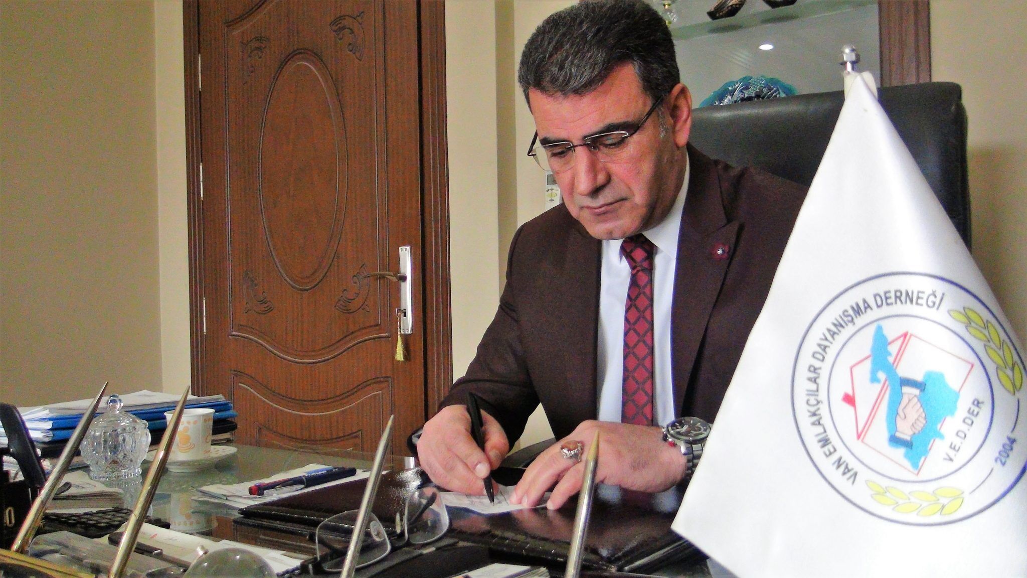 Orhan Özdek