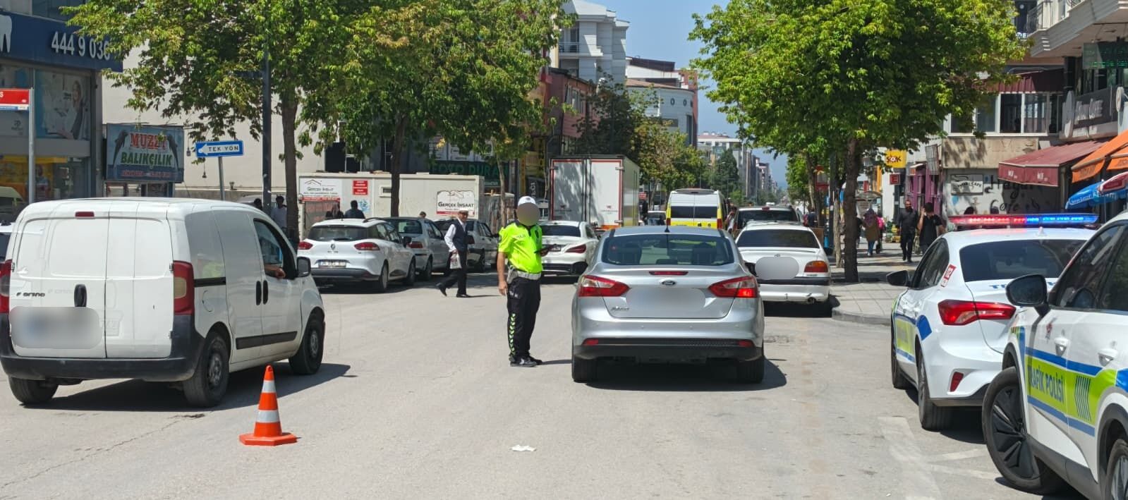Van’da 22 Araç Trafikten Men Edildi (2)