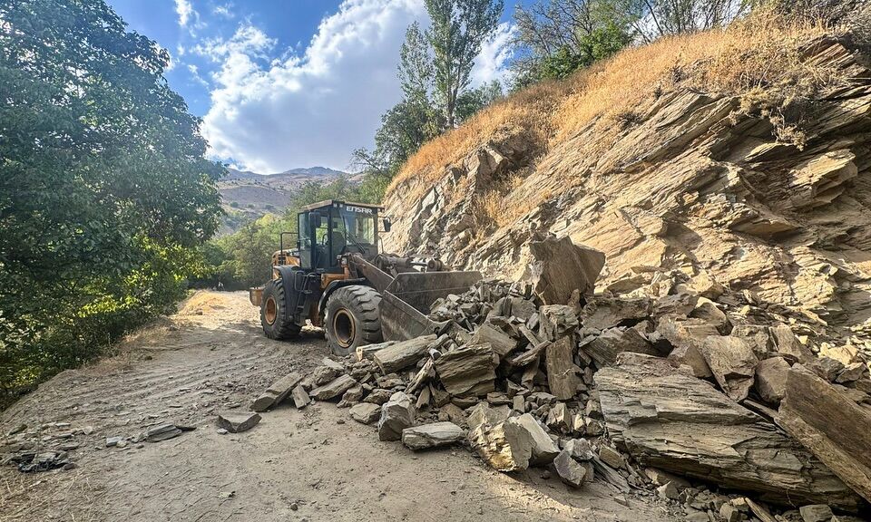 🚧 Kırsalda Da Yol Ve Altyapı Çalışmalarımız Aralıksız Sürüyor🔹Yol Yapım Bakım Ve Onarım Daires (2)