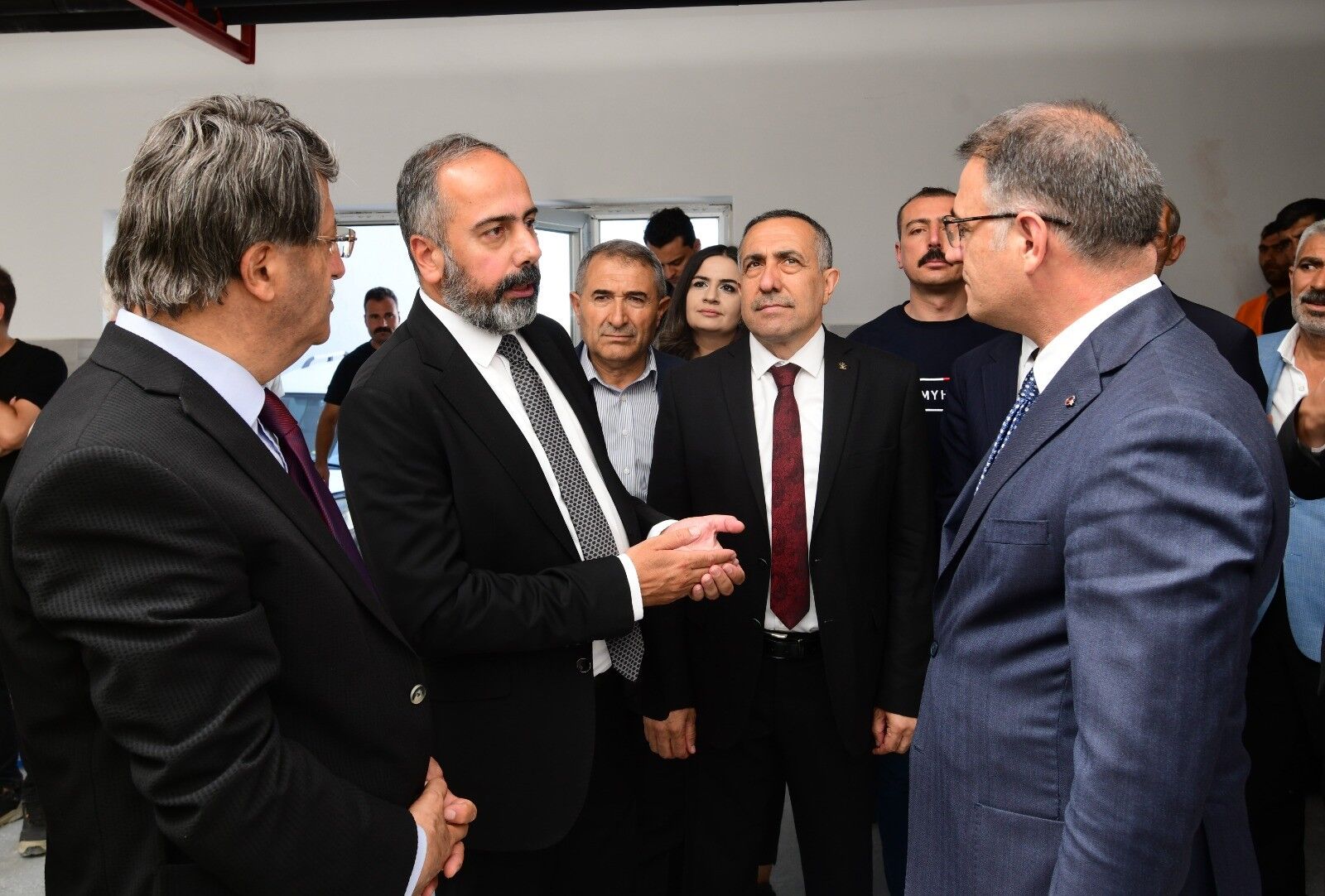 Van Yyü’de Sağlık Ve Eğitim Yatırımlarında Büyük Hamle (6)
