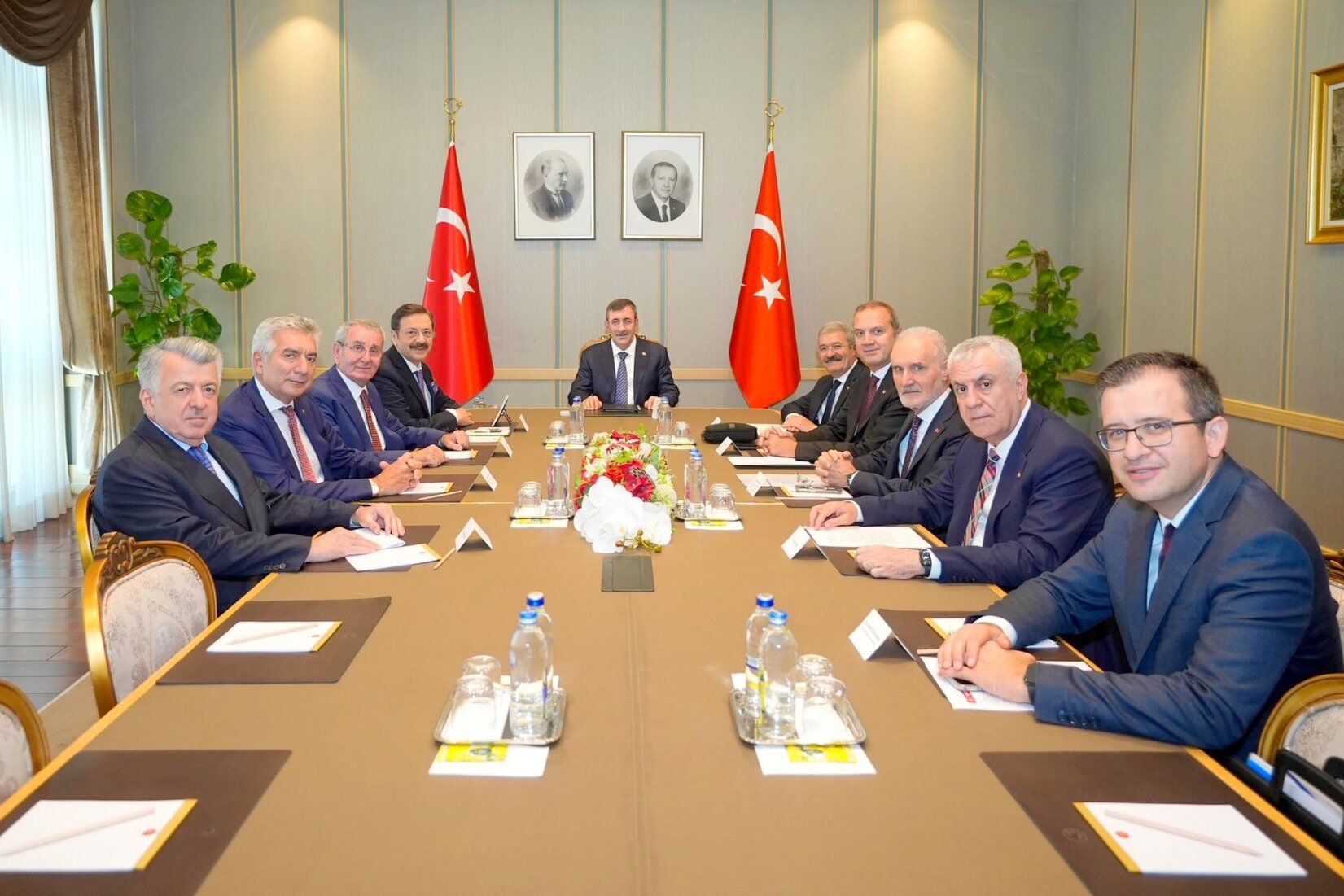Van’ın Ekonomik Sorunları Bakan Şimşek’e İletildi (2)