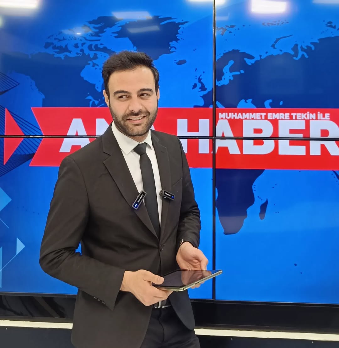 🎙️📺 (2)