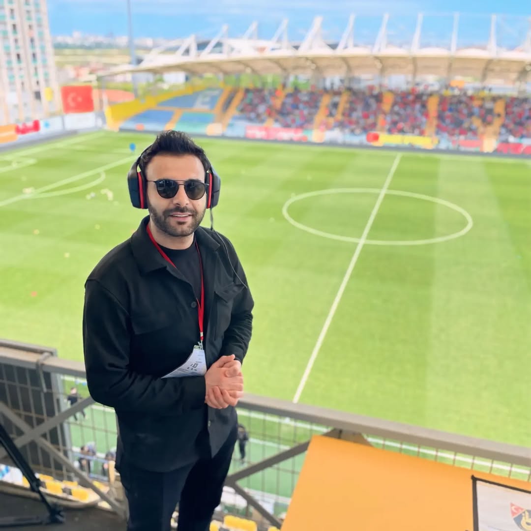 📍 İstanbul ...#Futbol #Saha #Spor #Canlıyayınmaç