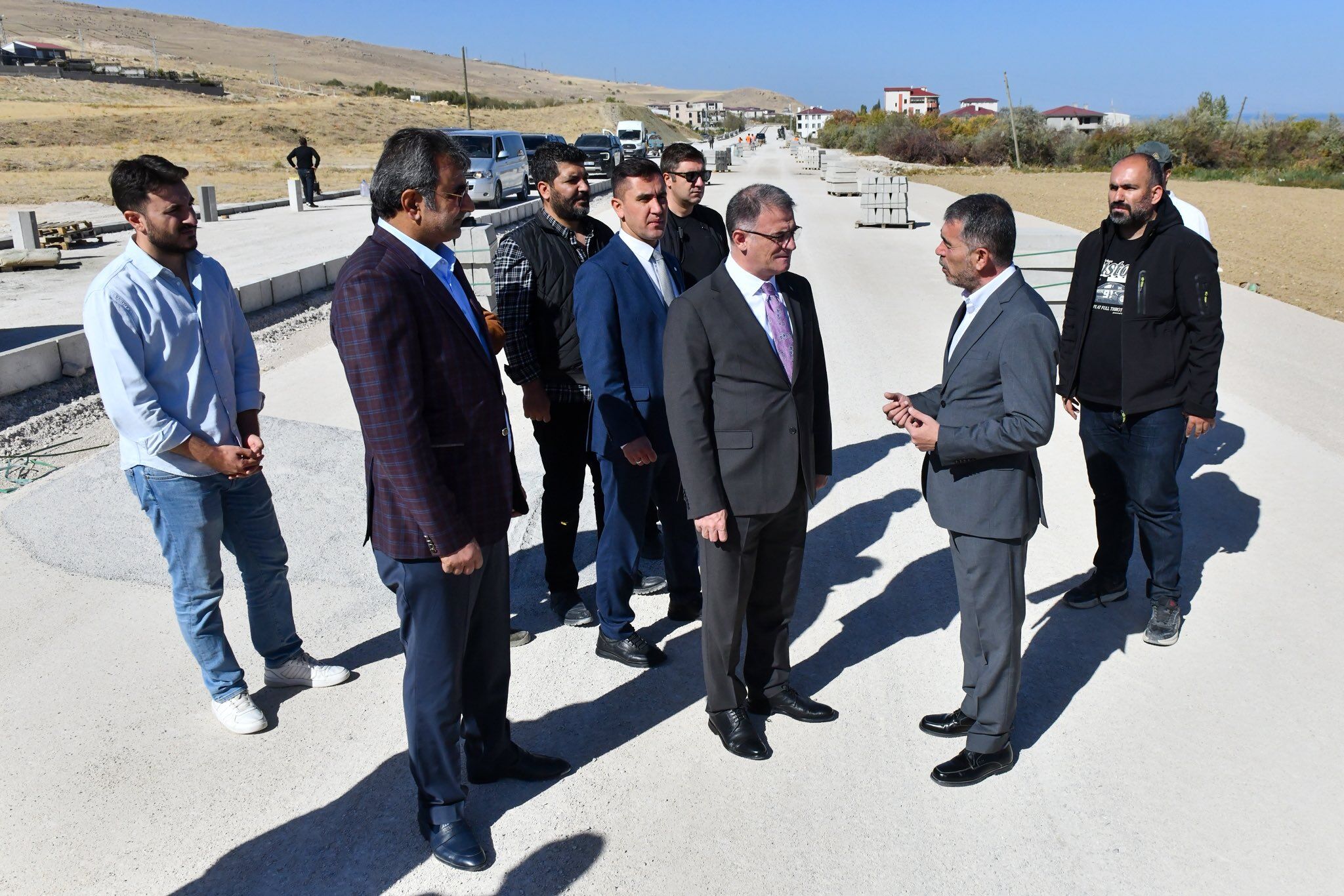 Van Elmalık Yolu Tamamlanıyor (1)