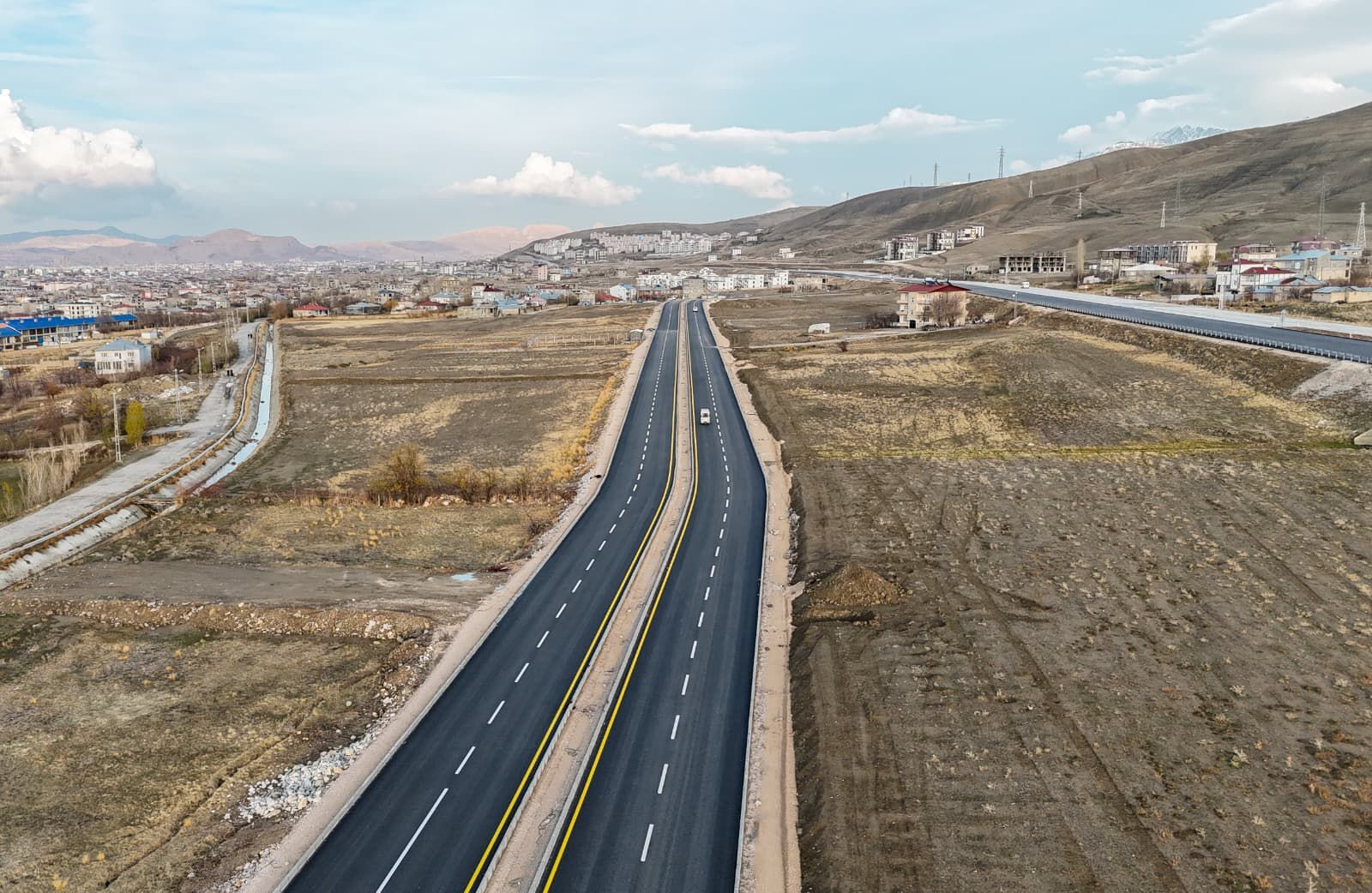 Çevre Yolu’na Bağlantı Sağlayan Elmalık Yolu Kullanıma Açıldı (3)