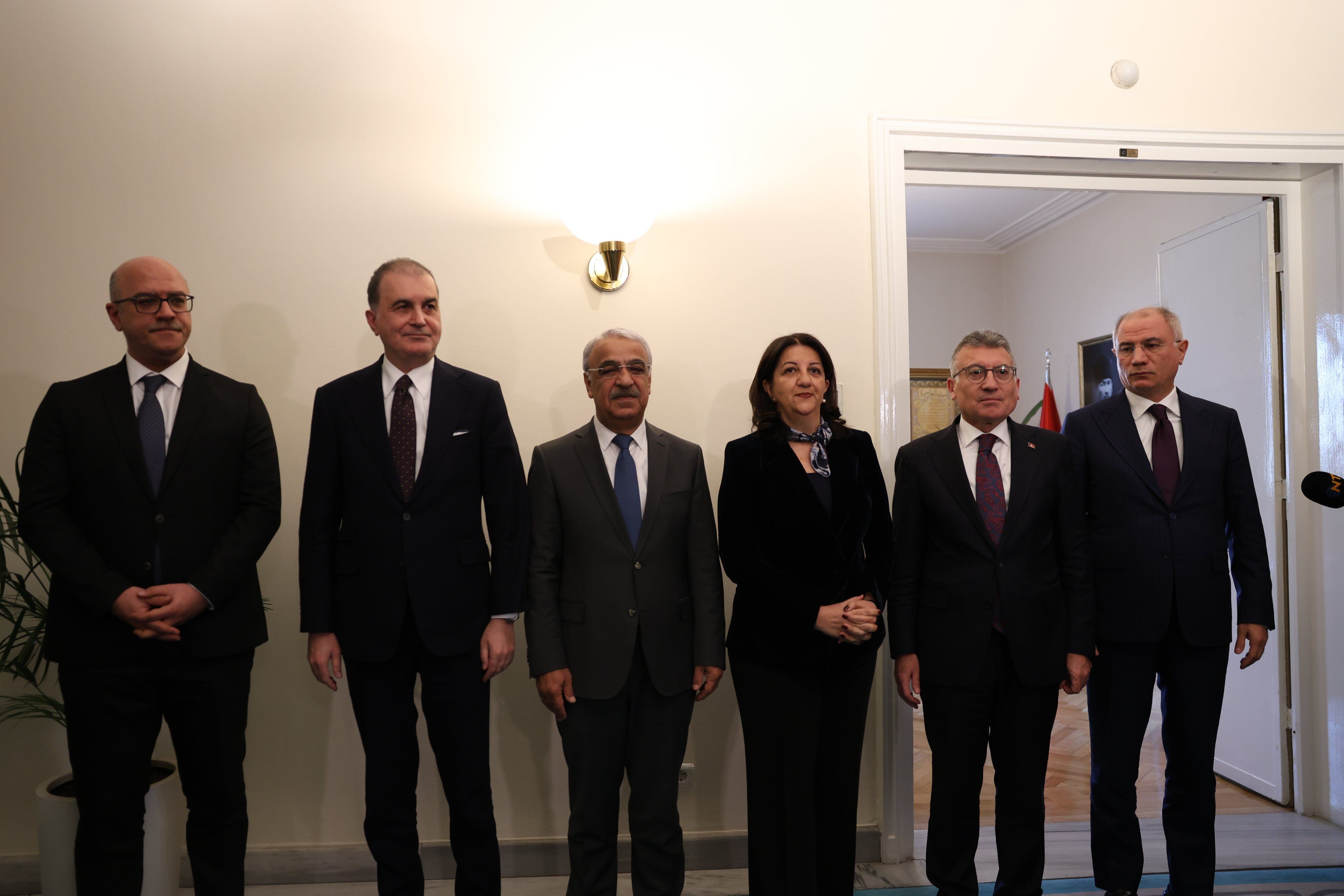 Dem Parti Heyetinden Ak Parti'ye Ziyaret (1)