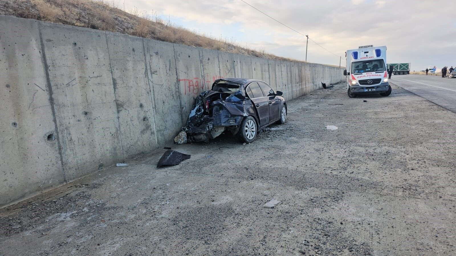 Van’da 2 Günde Aynı Noktada İki Zincirleme Kaza 11 Araç Hurdaya Döndü, Yaralılar Var
