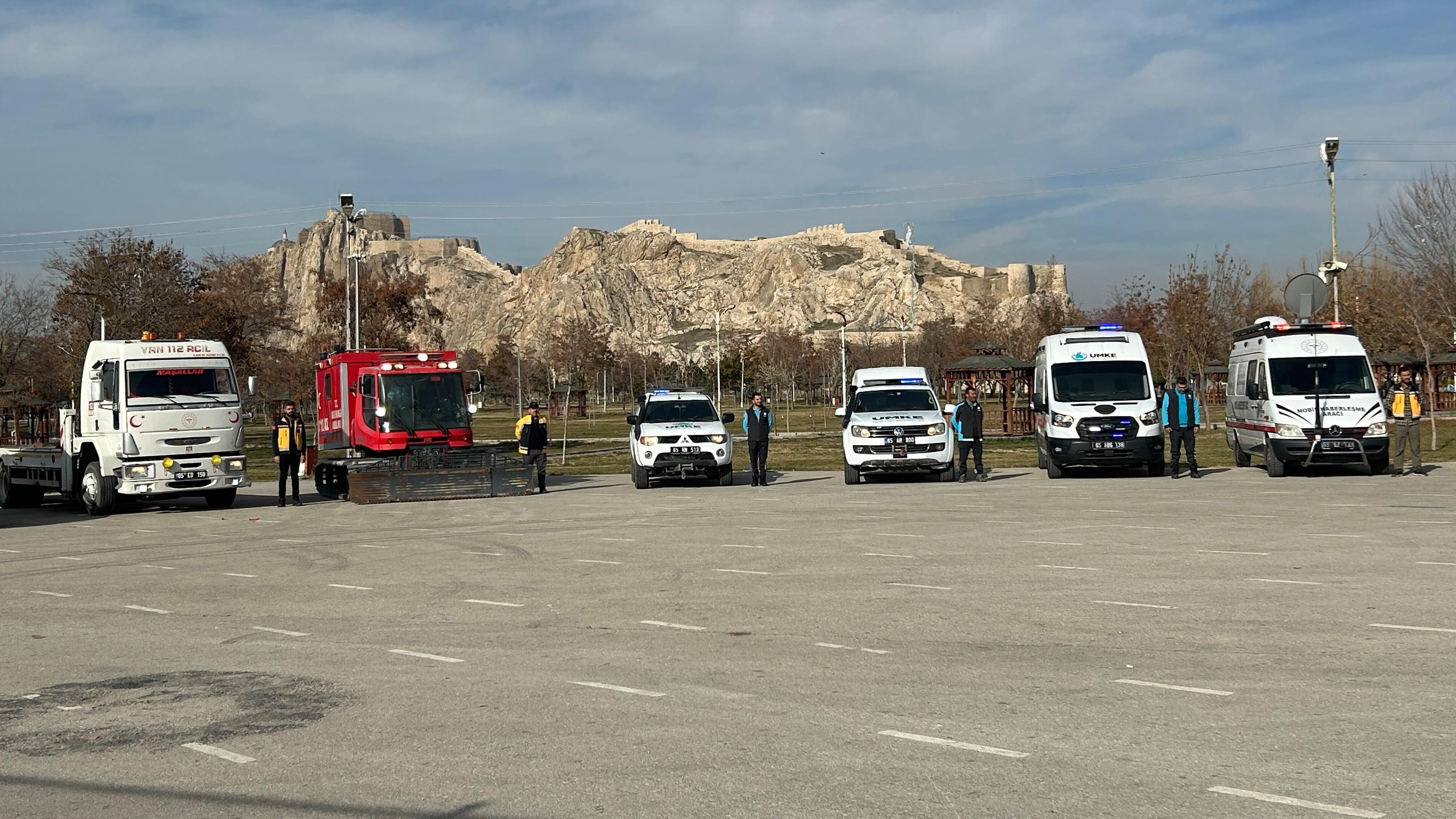Van'da Acil Sağlık Ekipleri Çetin Kış Şartlarına Karşı Göreve Hazır (1)