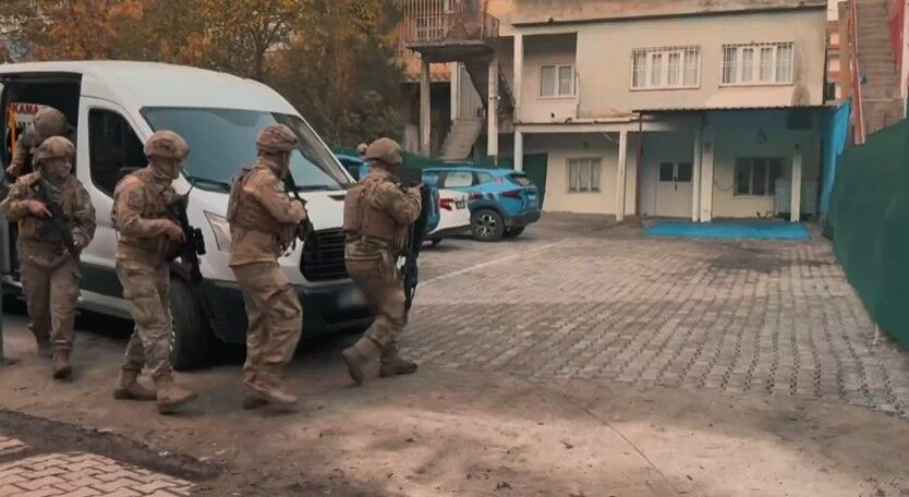 Van’da Yasadışı Bahis Operasyonu 42’Den 27’Si Tutuklandı (2)