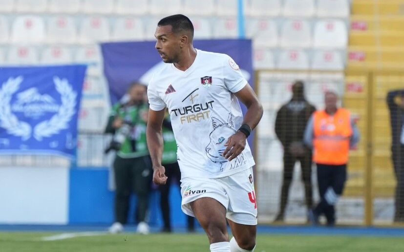 R İ C O Oo