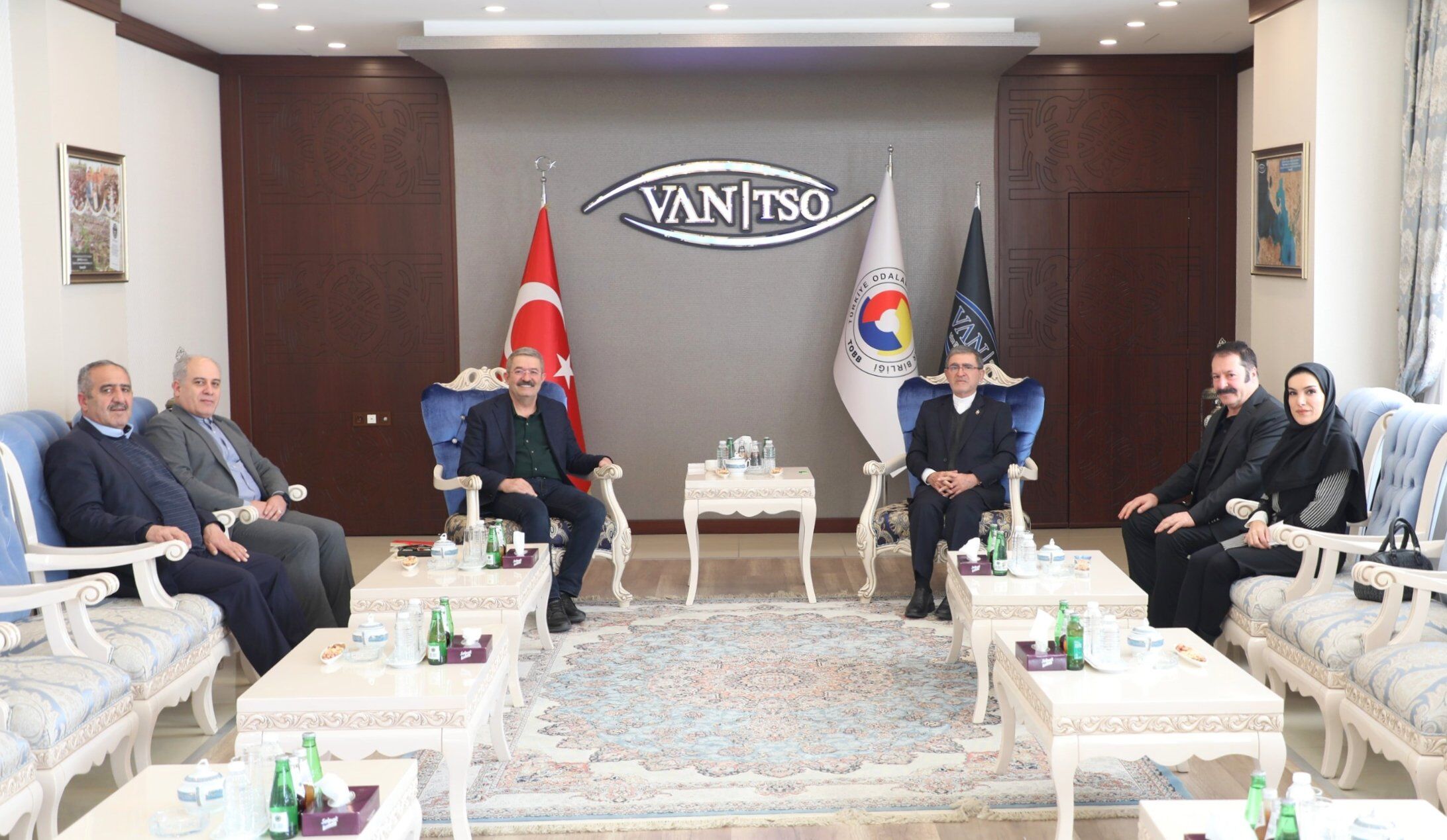 Takva “Van Artık Diplomatik Misyon Şehri”