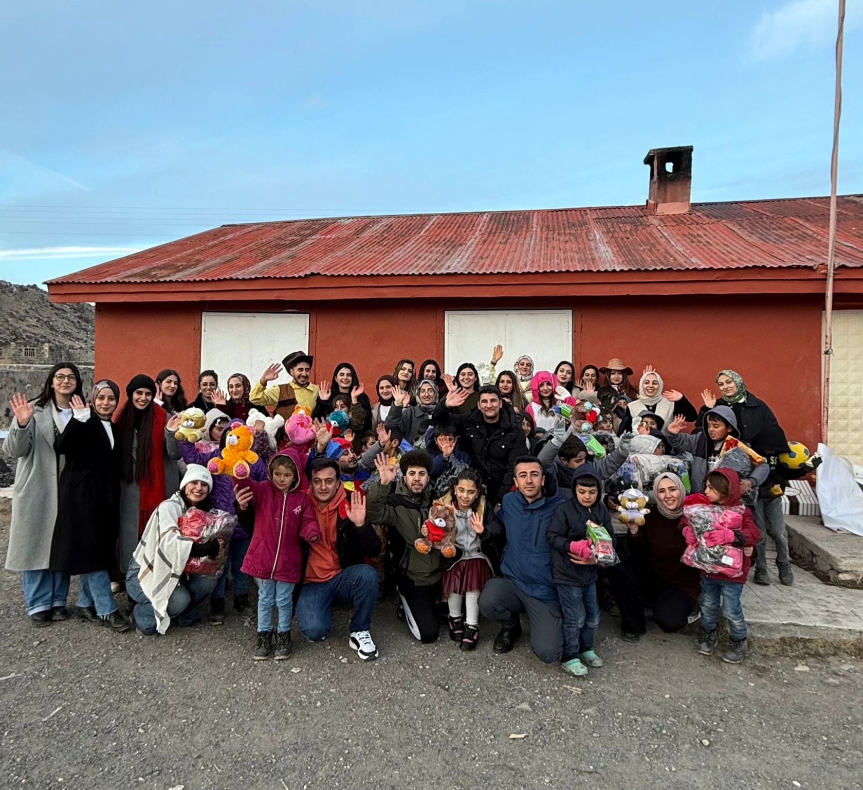 Van Yyü’lü Genç Eczacılardan Anlamlı Sosyal Sorumluluk Etkinliği (1)