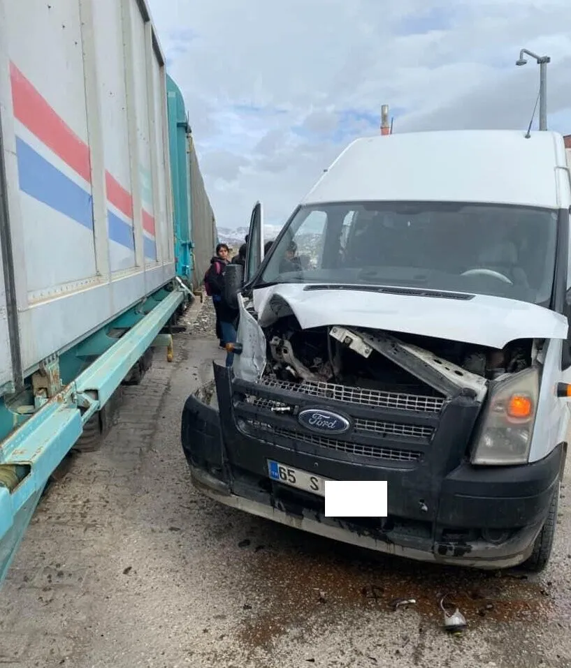 Van Kaza Ogrenci Servisi 2